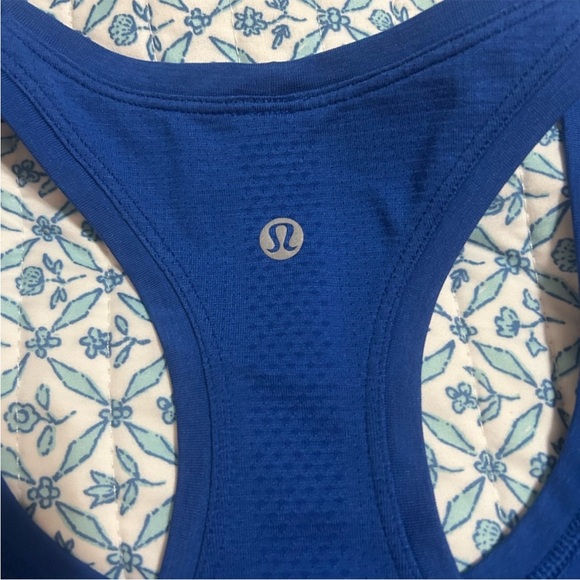 lululemon athletica Blue Tank Top - Picture 4 of 4